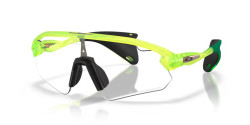 Oakley OO 9525 STUNT DEVIL A - 952504 MATTE URANIUM clear to black iridium photochromic
